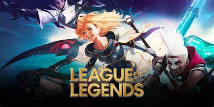 Why is my league of legends downloading so slow